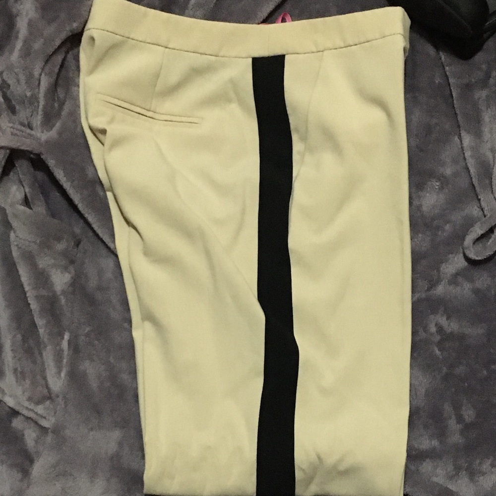 PRICE DROP 👇Isaac Mizrahi dress pants